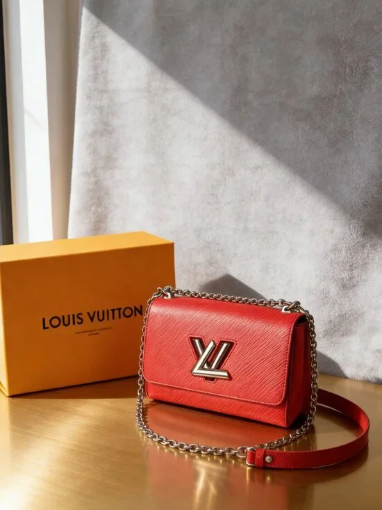 Louis Vuitton Twist MM Red Epi Bag - Picture 1 of 6